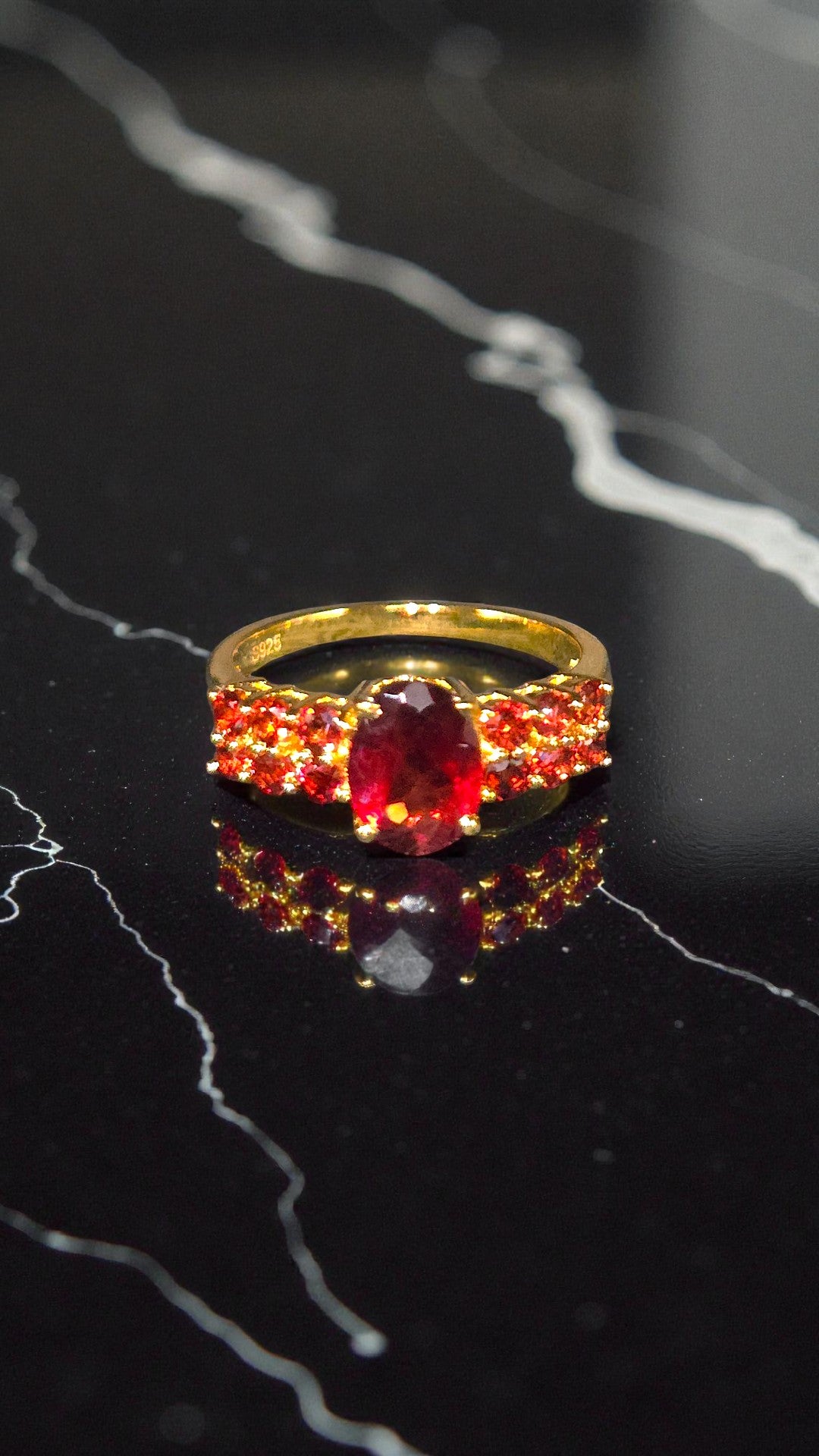 ROYAL – GARNET GEMSTONE RING PLATED IN YELLOW GOLD