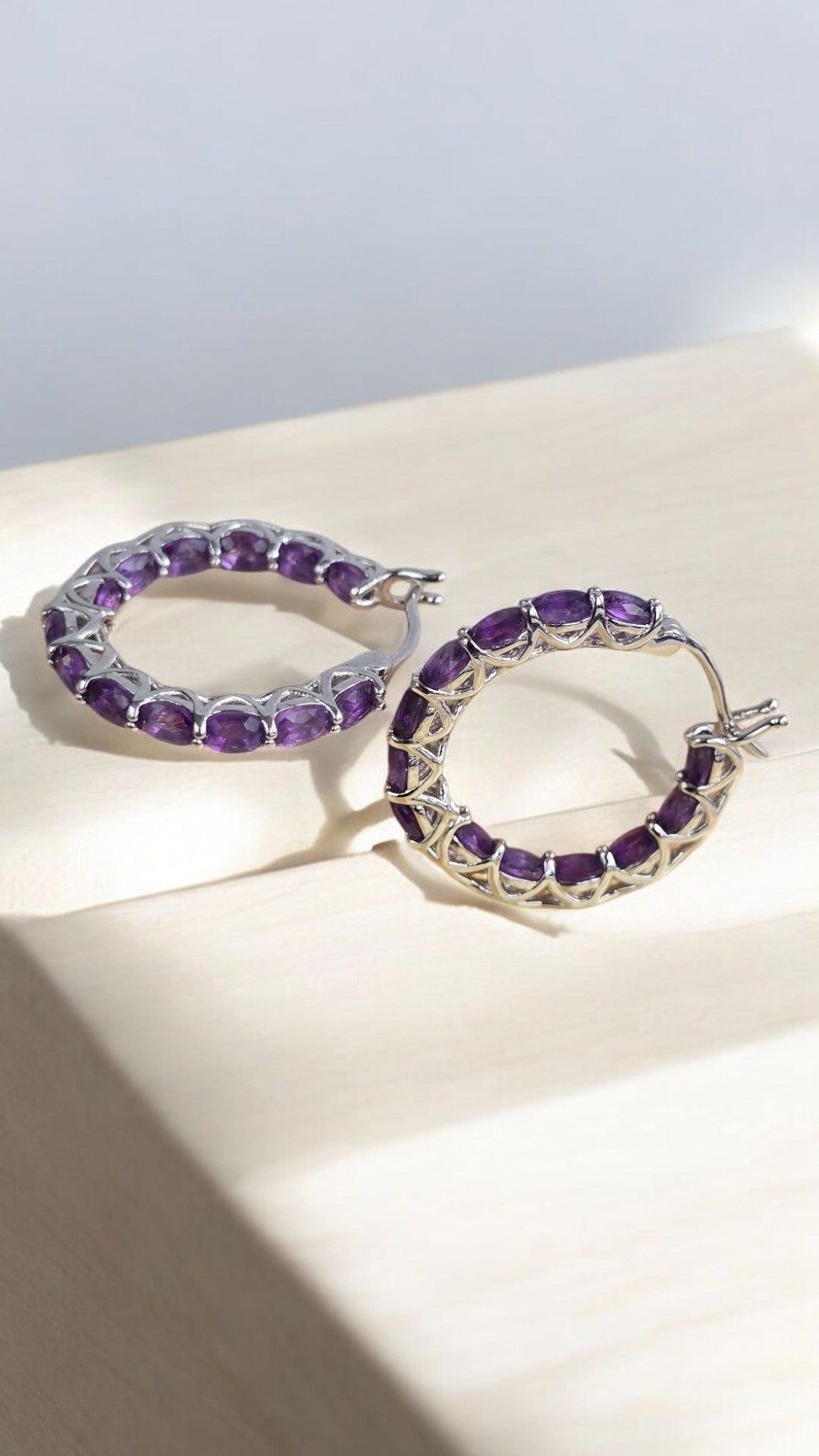 LONDONER (NATURAL AMETHYST) GEMSTONE EARRING IN 925 STERLING SILVER