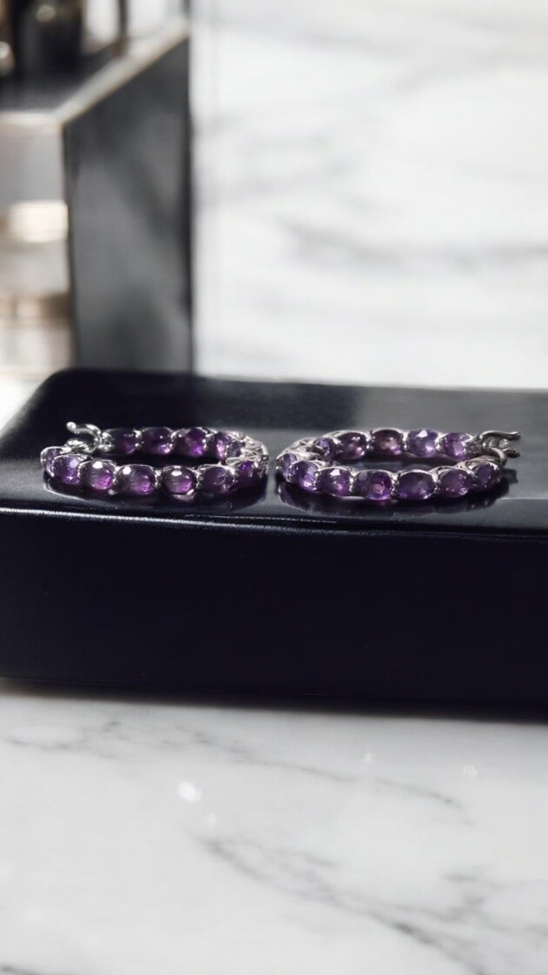 LONDONER (NATURAL AMETHYST) GEMSTONE EARRING IN 925 STERLING SILVER