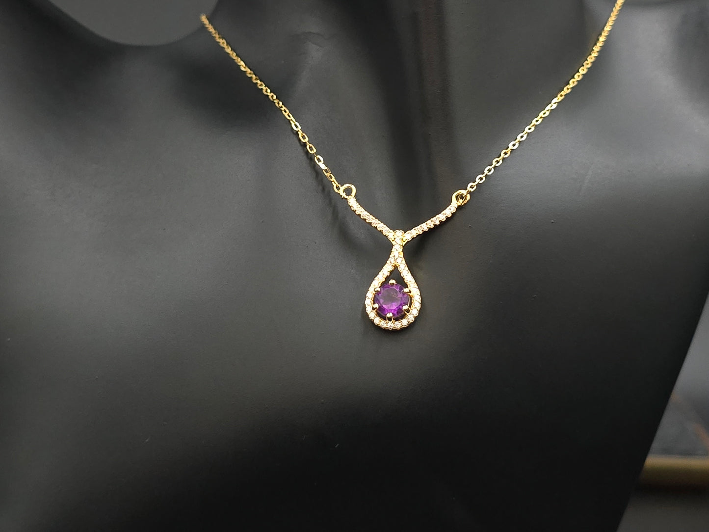 CHLOE - NATURAL LARGE AMETHYST GEMSTONE NECKLACE