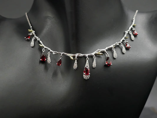 Nyssa - NATURAL GARNET GEMSTONE NECKLACE IN 925 STERLING SILVER